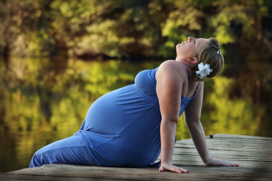 woman-pregnant-pier-belly-54634-large